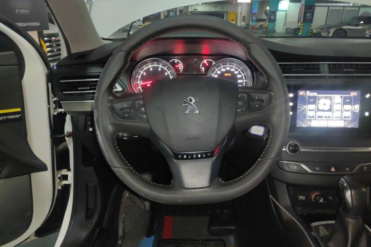 Used Peugeot 408 2016 1.6T Automatic Luxury Edition Steering Wheel