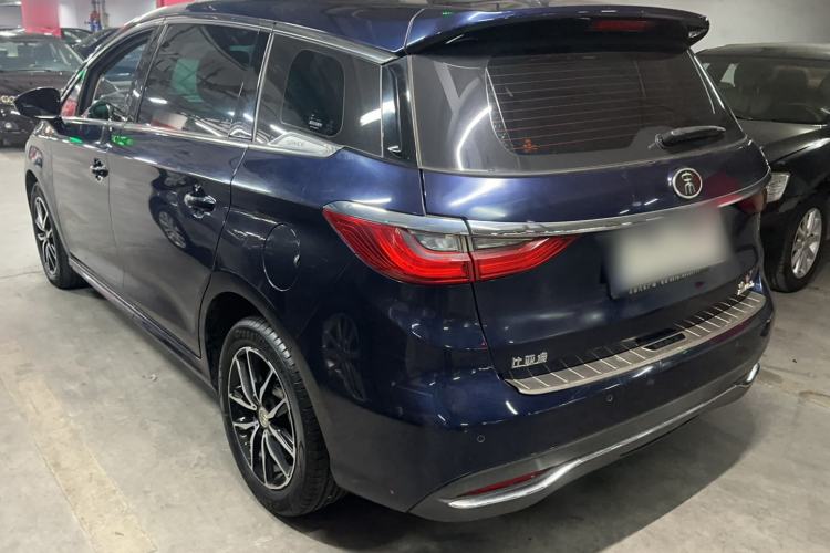 Used BYD Song MAX 2017 1.5T Automatic Smart Connect Luxury 7-Seater
