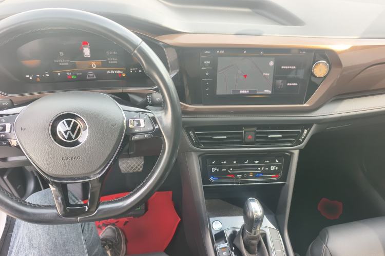 Used Volkswagen Tharu 2022 280TSI Two-Wheel-Drive Luxury Edition