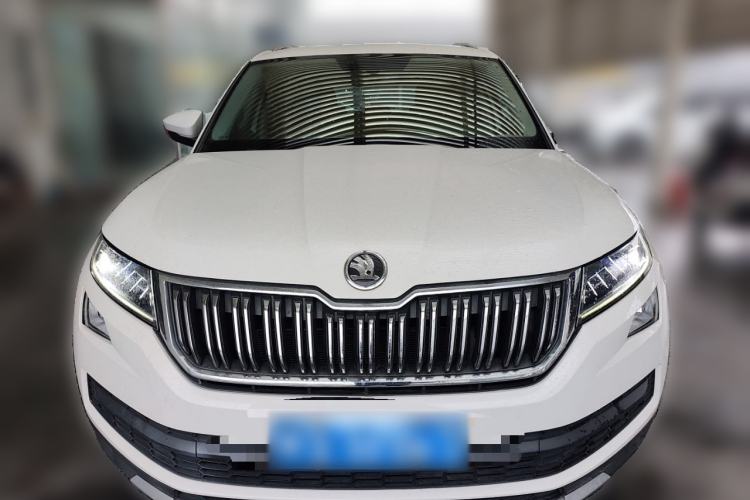 Used Skoda Kodiaq 2018 Facelifted TSI330 5-Seater Two-Wheel-Drive Luxury Enjoyment Edition Front