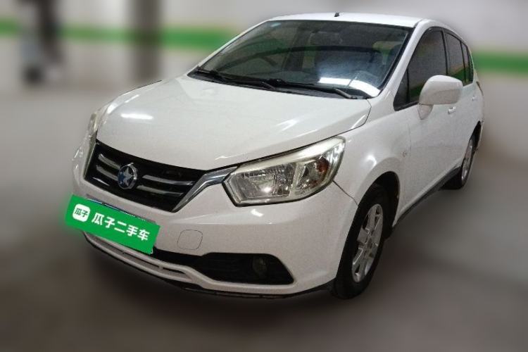 Used Venucia R50 2015 1.6L Manual Fashion Edition