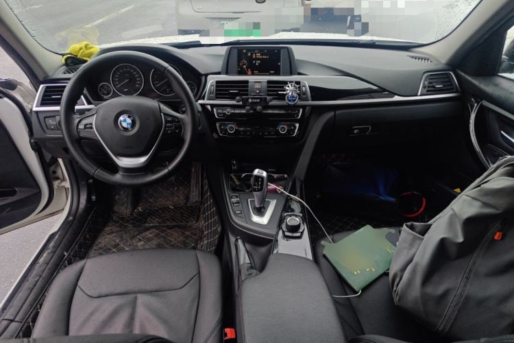 Used BMW 3 Series 2017 320Li Fashion Model
