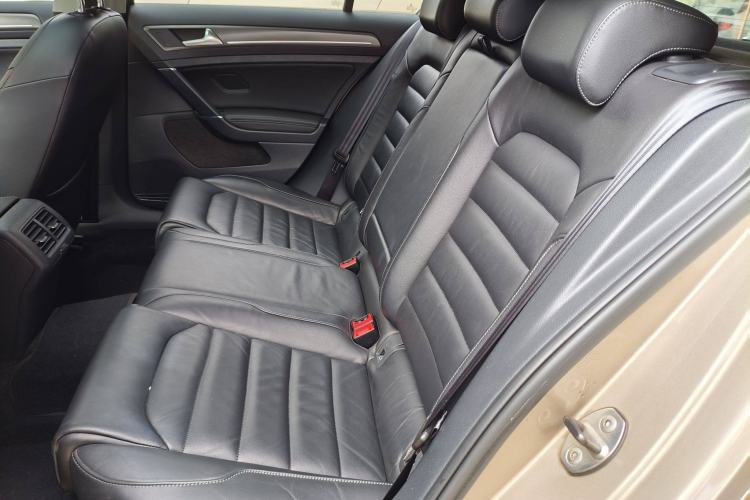 Used Volkswagen Golf 2015 1.4TSI Automatic Luxury Model