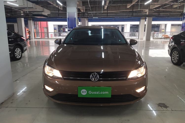 Used Volkswagen Lamando 2017 230TSI DSG Fashion Edition
