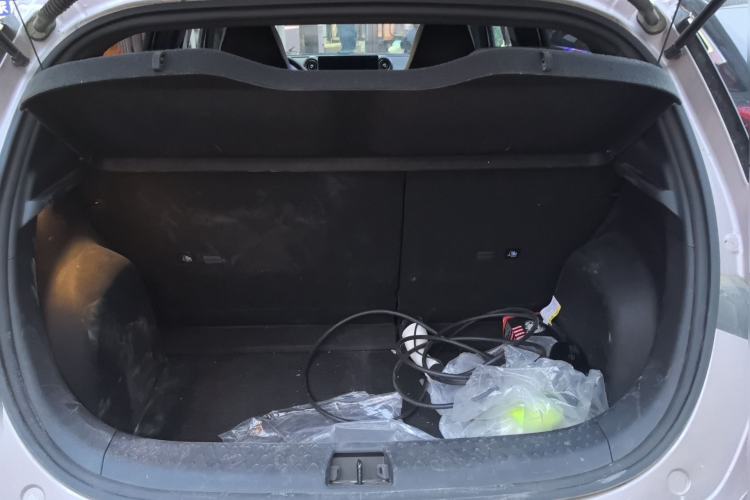 Used BYD Dolphin 2023 420 km Fashion Edition Trunk