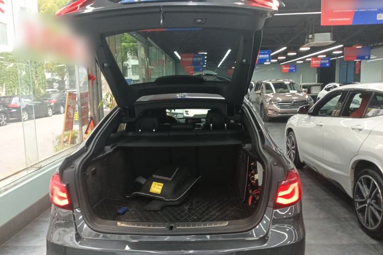 Used BMW 3 Series GT 2019 320i M Sport Package Trunk