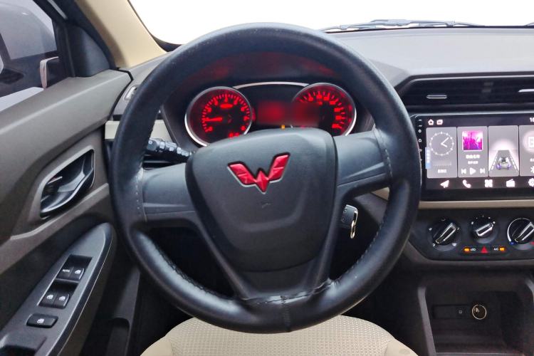 Used Wuling Hongguang 2021 1.5L Revised S Standard Version with Electric Power Steering LAR