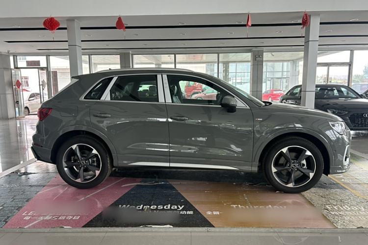 Used Audi Q3 2024 35 TFSI Stylish and Elegant Edition
