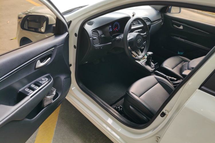 Used Kia K2 2017 Sedan 1.4L Automatic Transmission 15th Anniversary Special Edition GLS