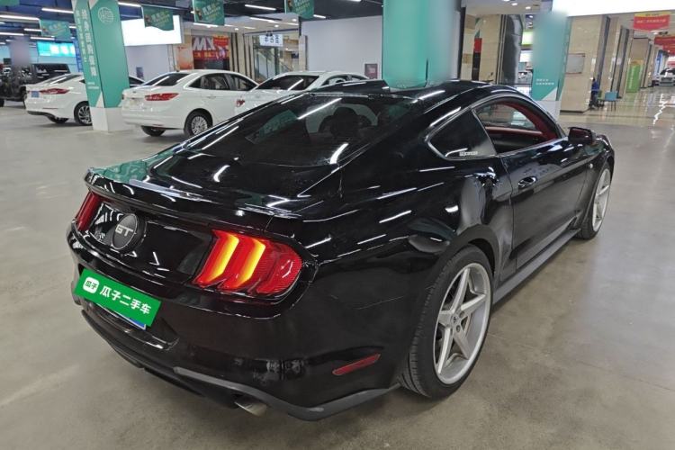 Used Ford Mustang 2018 2.3T Automatic Hardtop Standard Trim U.S. Specification Rear Right 45 Deg
