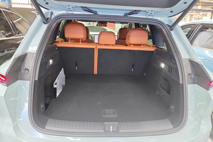 Used Li Auto L6 2025 Max Smart Refresh Edition
