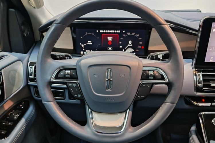 Used Lincoln Navigator 2020 3.5T Long-Wheelbase Presidential Edition
