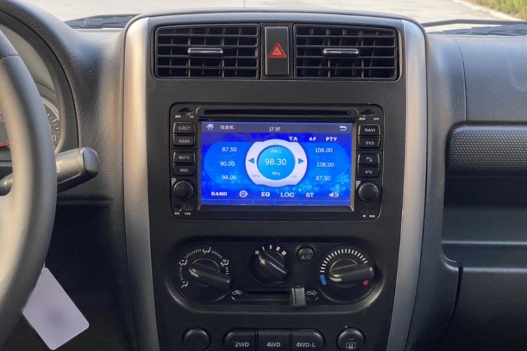 Used Suzuki Jimny 2015 1.3 AT JLX
