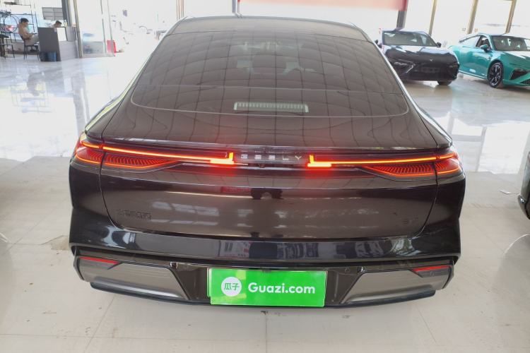 Used Geely Galaxy E8 2024 620 km All-Wheel-Drive Starship Performance Edition
