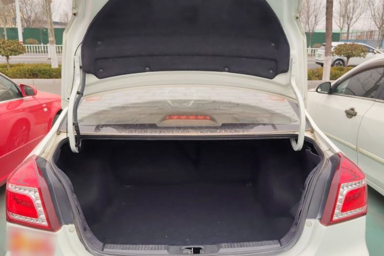 Used Geely Auto Diamond 2016 1.5L Manual Entry-Level Trim