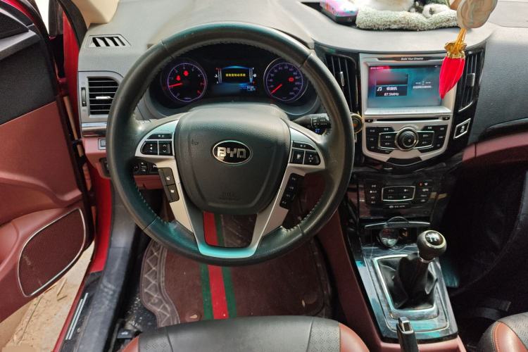 Used BYD Surui 2015 Revised Version 1.5L Manual Luxury Edition