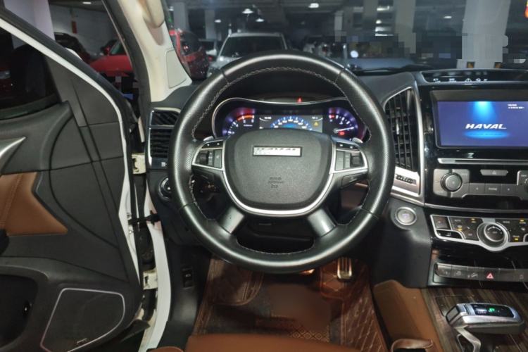 Used Haval H9 2017 2.0T Diesel 4x4 Premium 5-Seater
