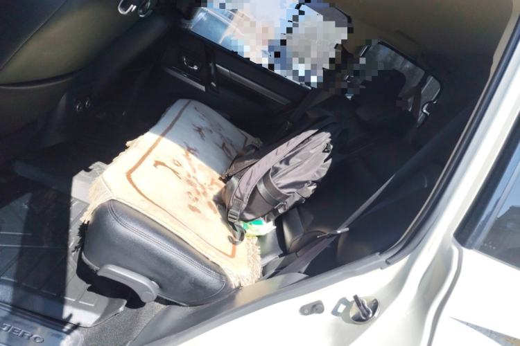 Used Mitsubishi Pajero 2018 3.0L Automatic Standard Edition Left Rear Seat