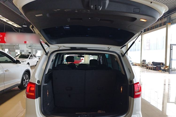 Used Volkswagen Sharan 2013 1.8TSI Standard Model
