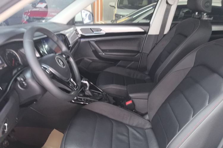 Used Volkswagen Tayron 2022 280TSI Two-Wheel Drive Luxury Smart Connectivity Version
