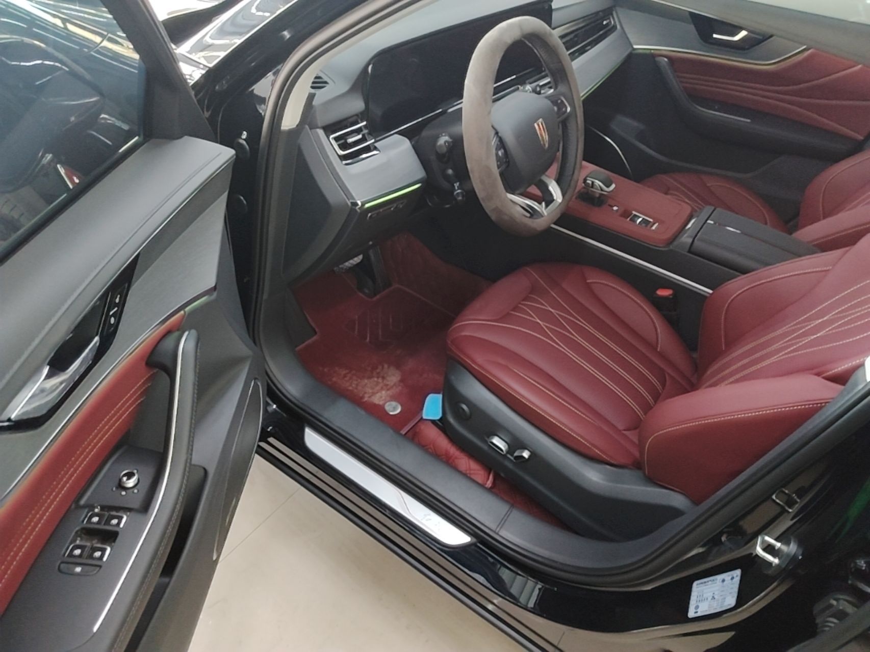 Hongqi HS5 2025 2.0T Two-Wheel Drive Flagship Pro Edition - Chinese Trim Xiang — снимка 18