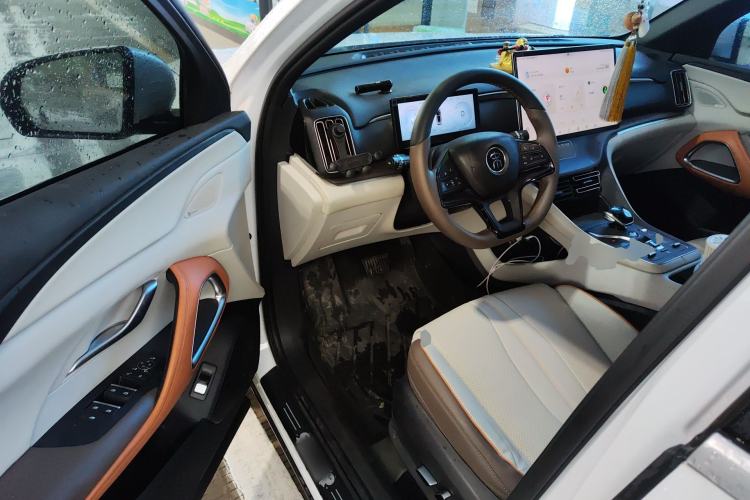 Used BYD Song Pro New Energy 2022 DM-i 110km Flagship Pro Model Driver Seat