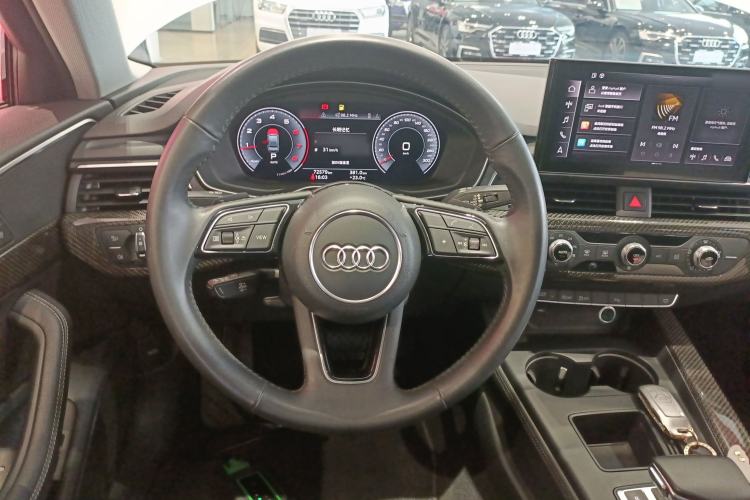 Used Audi A4L 2020 40 TFSI Fashionable and Elegant Model
