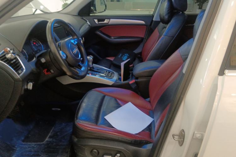 Used Audi Q5 2018 Collector's Edition 40 TFSI Technology Model