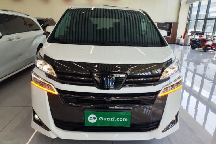 Used Toyota Vellfire 2023 Crown Dual-Engine 2.5L HV Luxury Edition