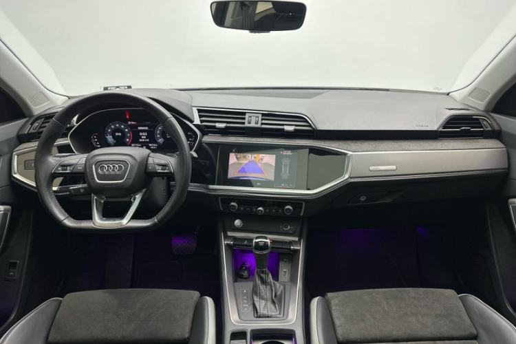 Used Audi Q3 2019 35 TFSI Fashion Dynamic Model
