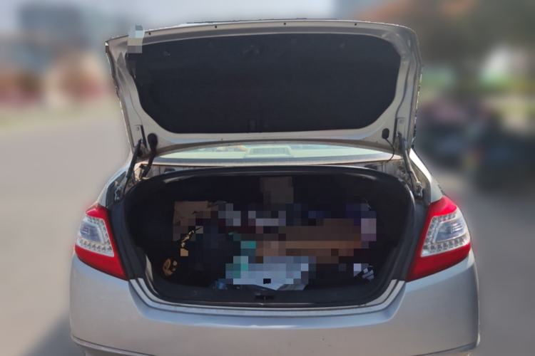 Used Nissan Teana 2011 2.0L XE Standard Edition Trunk