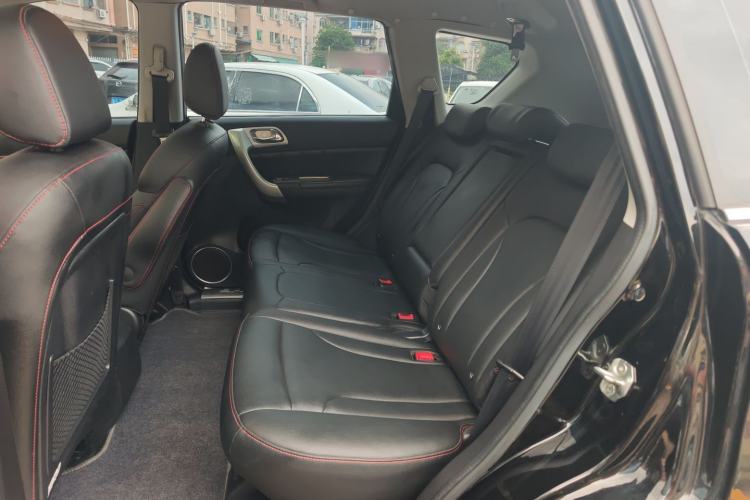 Used Haval H6 2016 Upgraded Model 1.5T Manual Two-Wheel Drive Elite Version