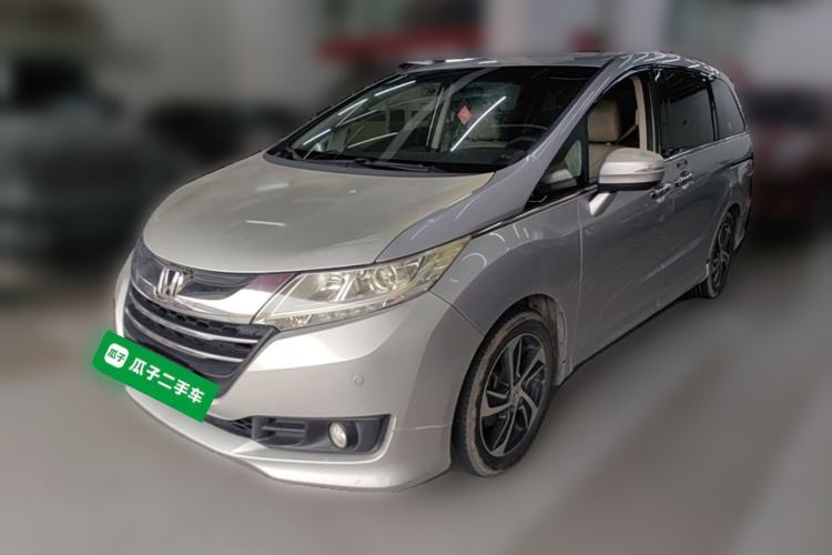 Used Honda Odyssey 2015 Revised 2.4L Luxury Edition
