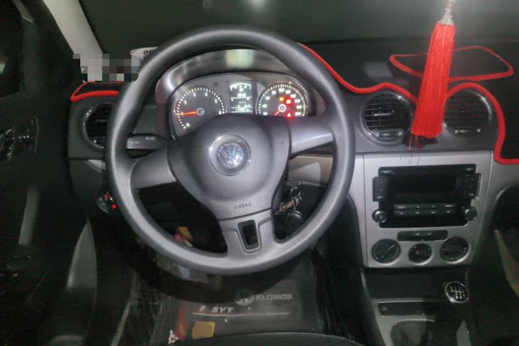 Used Volkswagen Lavida 2011 1.6L Manual - Premium Edition
