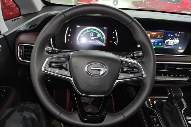 Used GAC Trumpchi M6 2023 PRO 270T DCT Luxury Edition Steering Wheel