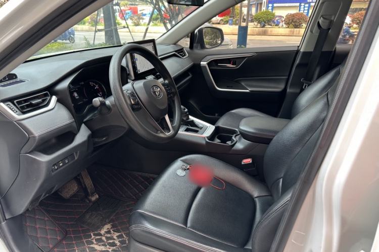 Used Toyota RAV4 2021 2.0L CVT Two-Wheel Drive Fashion Edition