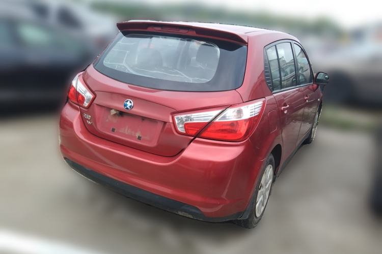 Used Venucia R50 2015 1.6L Manual Fashion Edition