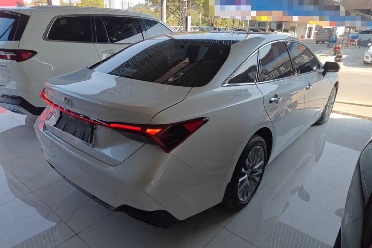 Used Toyota Avalon 2024 2.0L Luxury Edition
