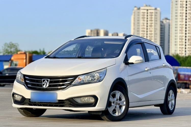 Used Baojun 310 2016 1.2L Manual Luxury Model