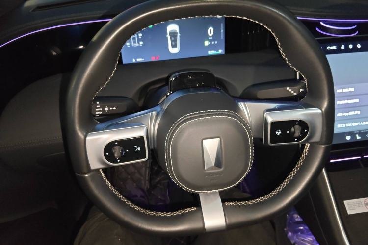 Used Avatr 11 2023 Harmony 90° Four-Wheel Drive Version
