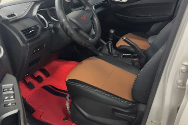 Used Wuling Hongguang S3 2019 1.5L Manual Standard Version China VI Standard