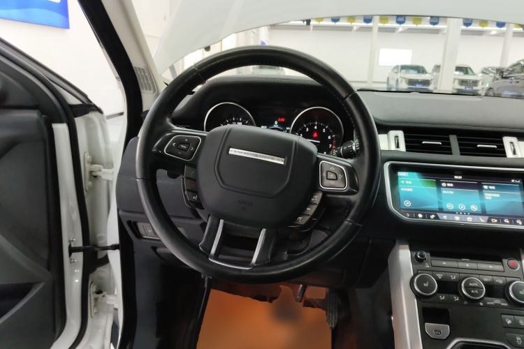 Used Land Rover Range Evoque 2018 240 PS SE Smart Brilliance Edition