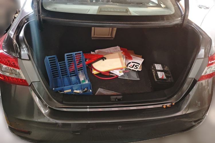 Used Nissan Sylphy 2012 1.6 XL CVT Luxury Edition Trunk