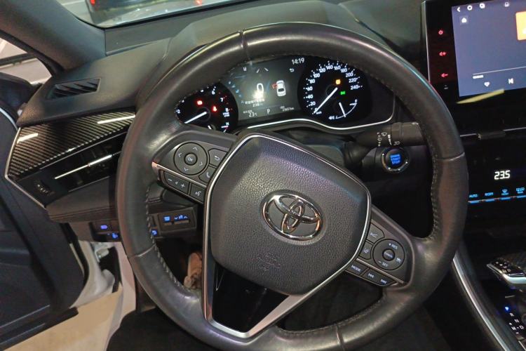 Used Toyota Avalon 2023 2.0L Premium Edition Steering Wheel