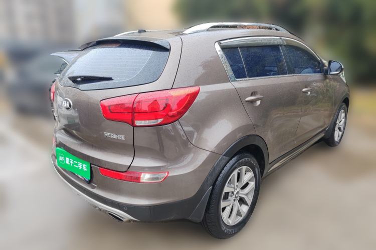 Used Kia Sportage R 2015 2.0L Manual Two-Wheel Drive GLS Trim