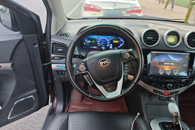 Used BYD S7 2015 2.0T Automatic Flagship Edition