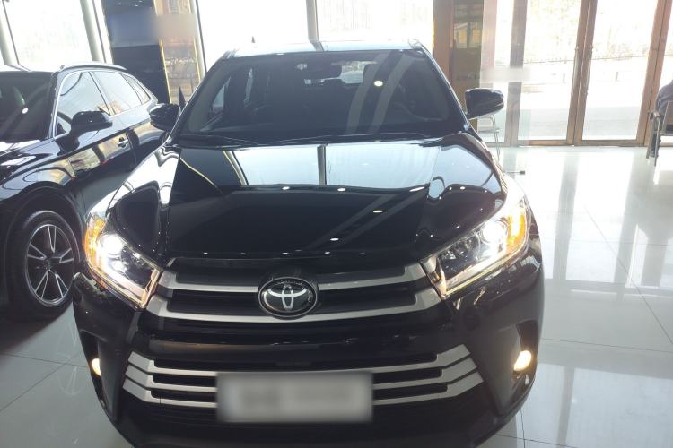 Used Toyota Highlander 2018 2.0T Four-Wheel Drive Luxury Version 7 Seats China VI Standard Front