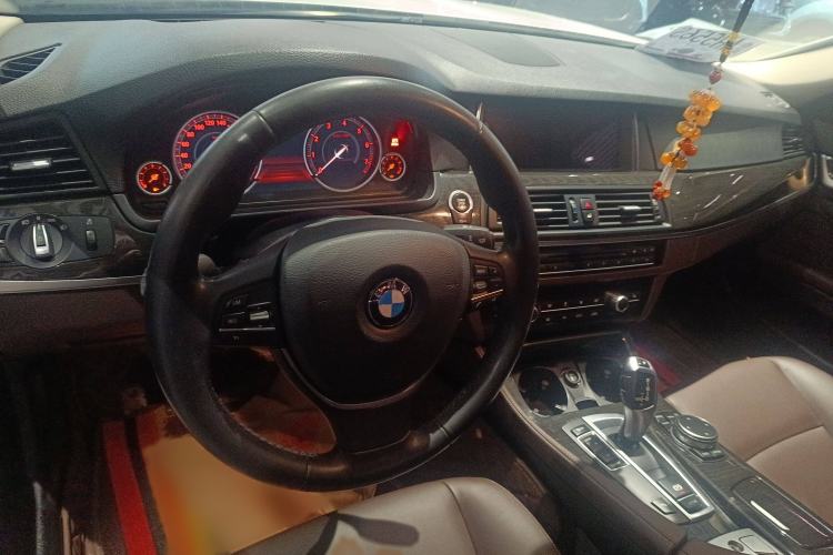 Used BMW 5 Series 2014 525Li Luxury Design Package