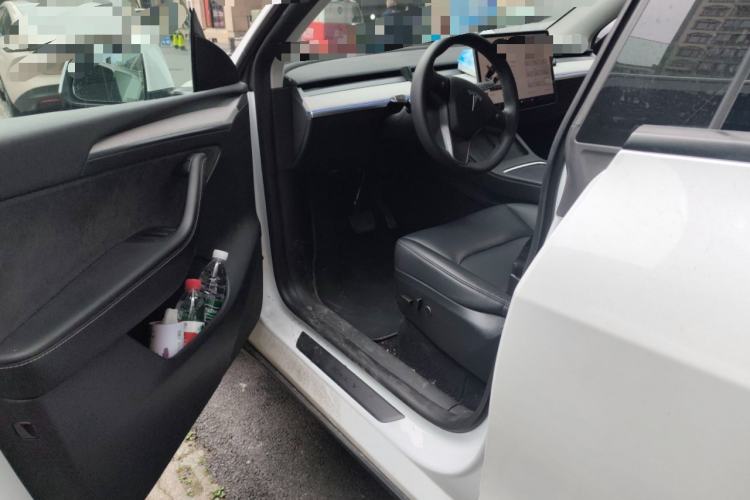 Used Tesla Model Y 2024 Rear-Wheel-Drive Version Driver Seat