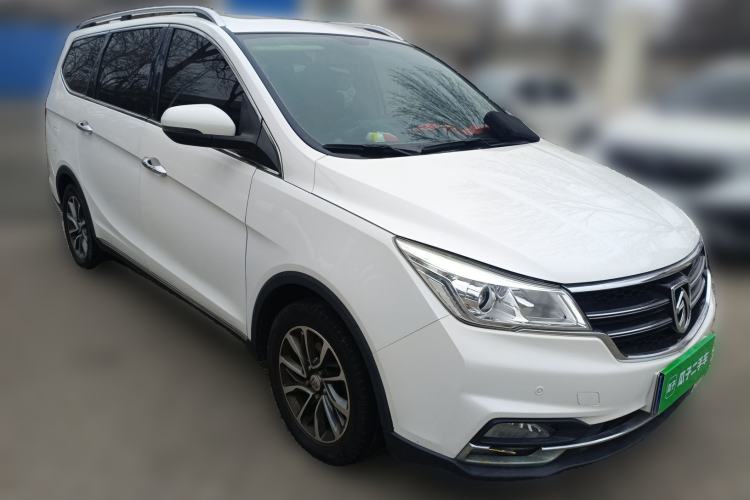 Used Baojun 730 2017 1.5T Manual Style 7 Seats China V
